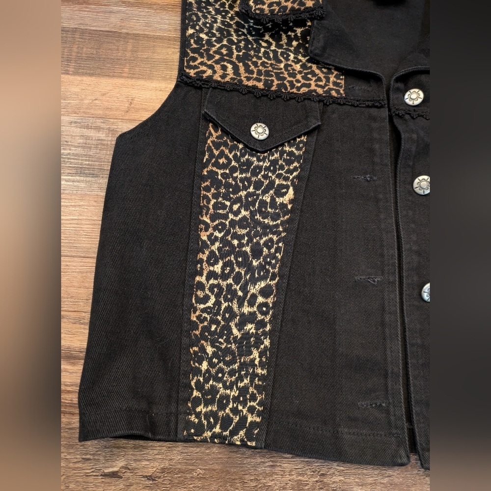 Vintage Peaces USA Leopard Print Denim Vest 90s Western Crochet Y2K Sz M - Picture 9 of 14
